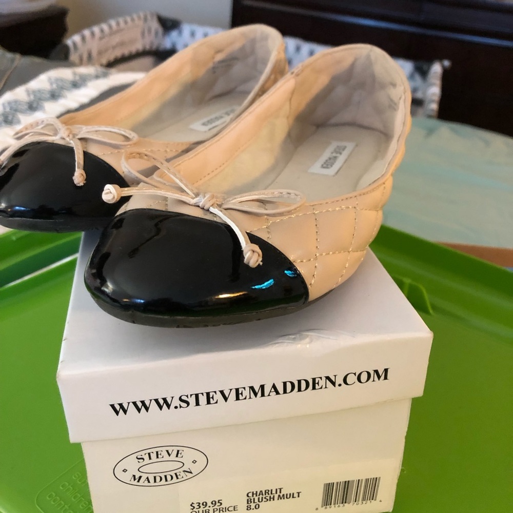 Steve Madden flats